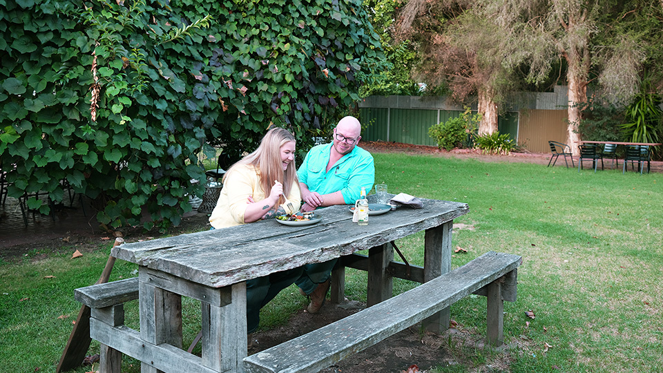 Dine Outside
